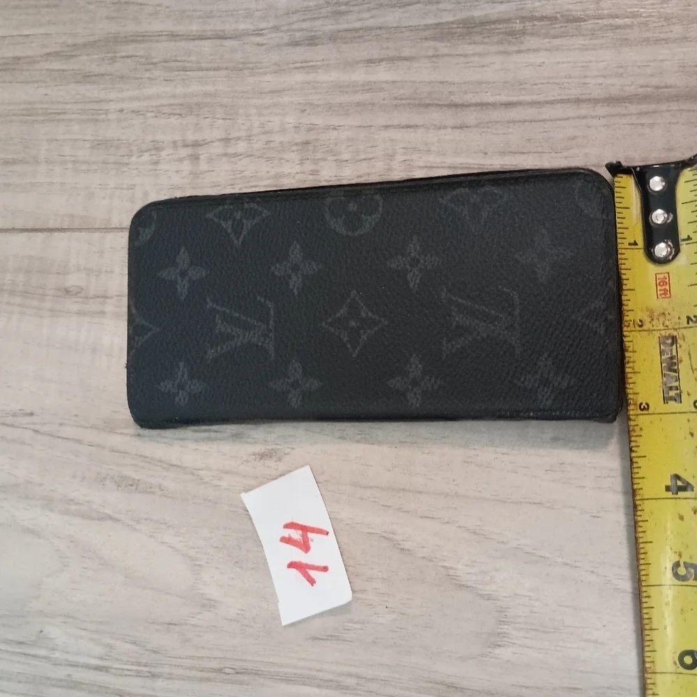 Louis Vuitton Black Monogram Phone Case Holder